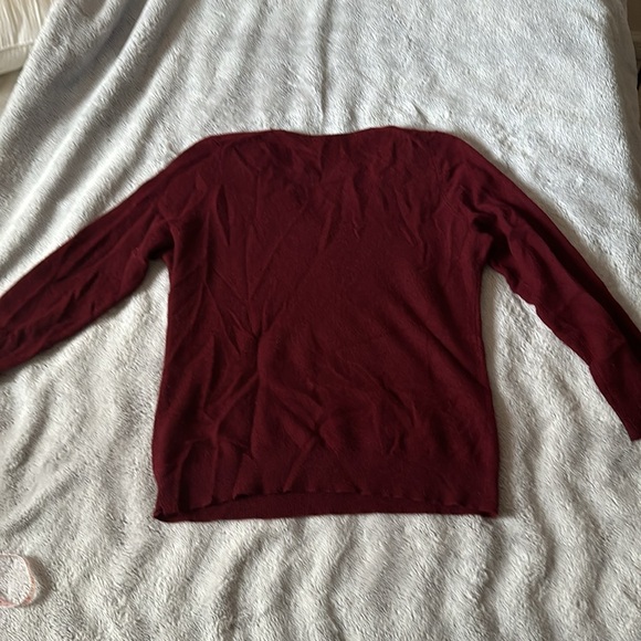 Used 100% Cashmere Women's V-Neck Long-Sleeve Sweater size Large Crantini color - Picture 9 of 10